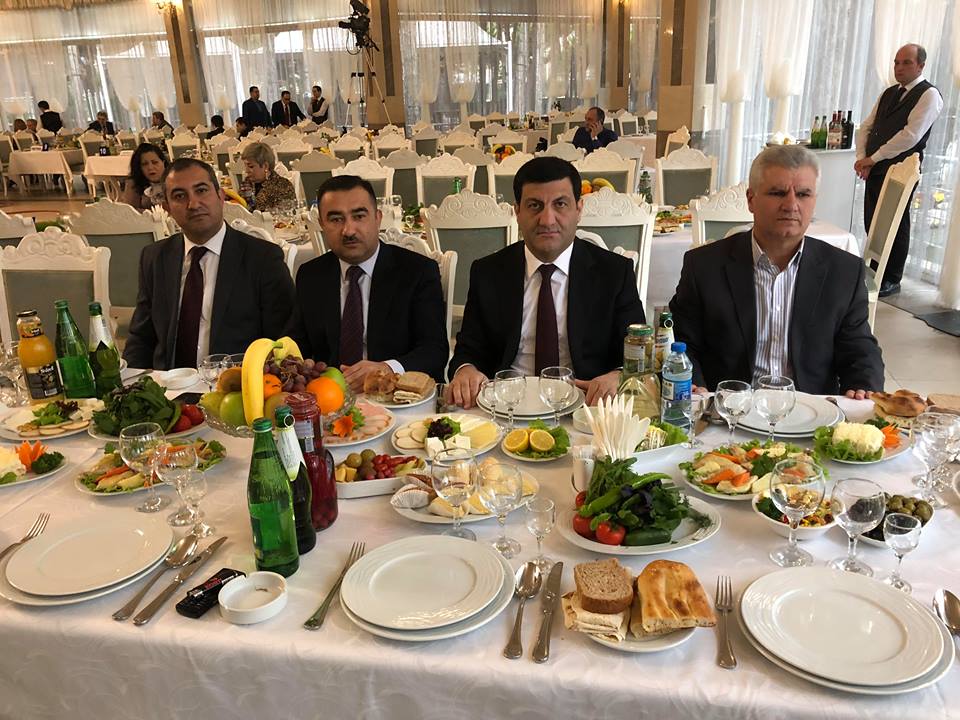 KİVDF jurnalistləri  mükafatlandırdı -  FOTOLAR