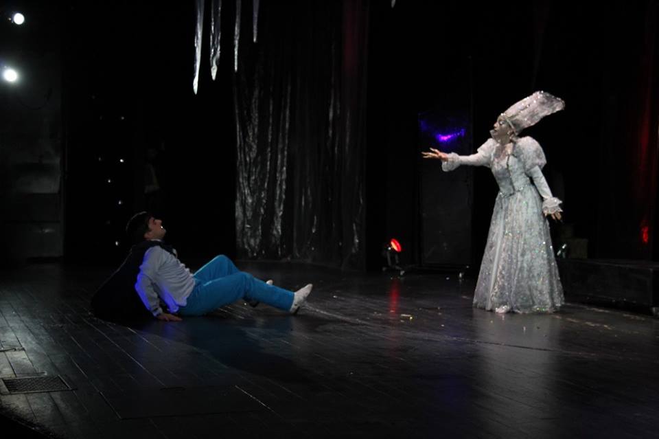 Qar kraliçasının premyerası oldu - FOTO