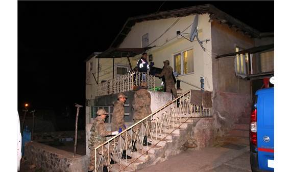 Qızı vermədilər, ailəsini öldürdü   - FOTO