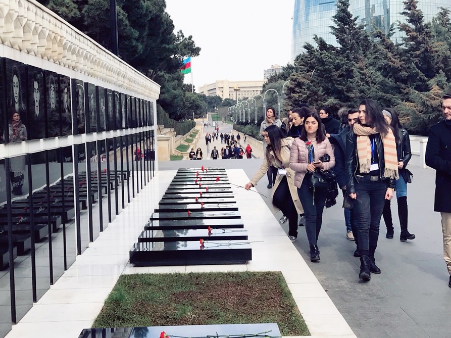 Almaniyada yaşayan bir qrup azərbaycanlı gənc Bakıdadır -  FOTOLAR