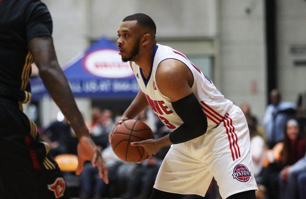 Məşhur idmançının oyun zamanı ürəyi dayandı - xəstəxanada ÖLDÜ - FOTO