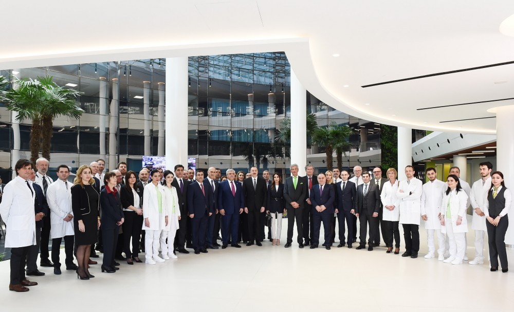 İlham Əliyev və xanımı Hospitalın   açılışında - FOTOLAR