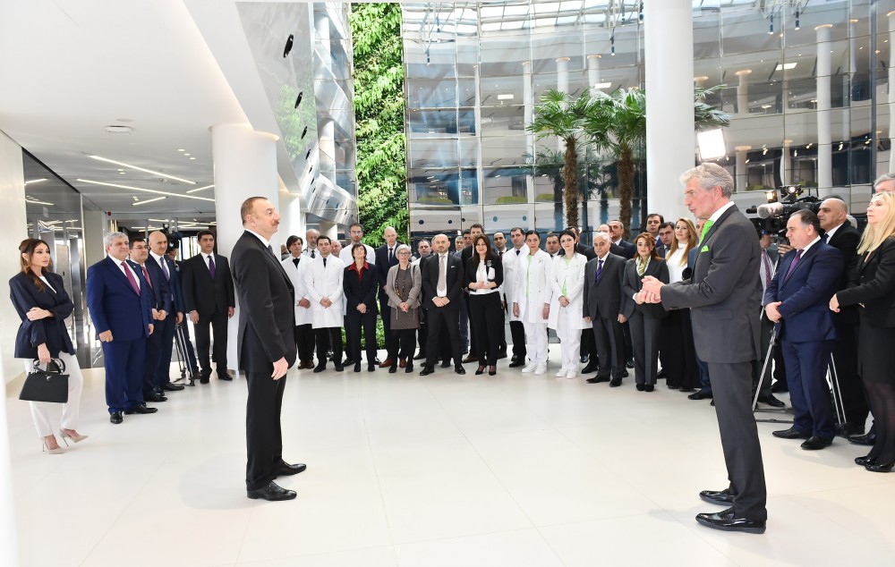 İlham Əliyev və xanımı Hospitalın   açılışında - FOTOLAR