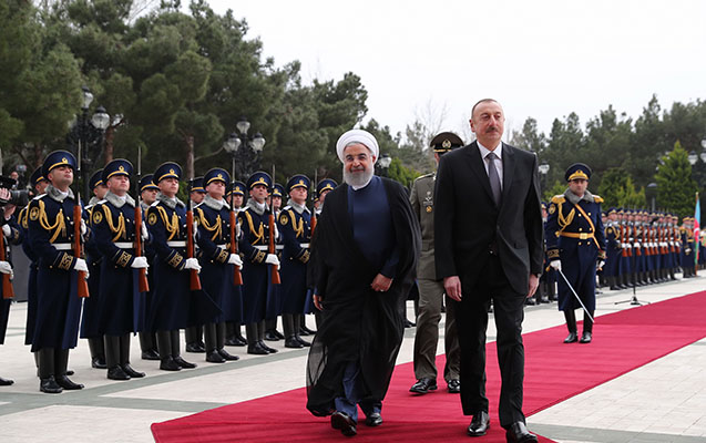 İlham Əliyev Ruhani ilə təkbətək görüşdü - FOTOLAR