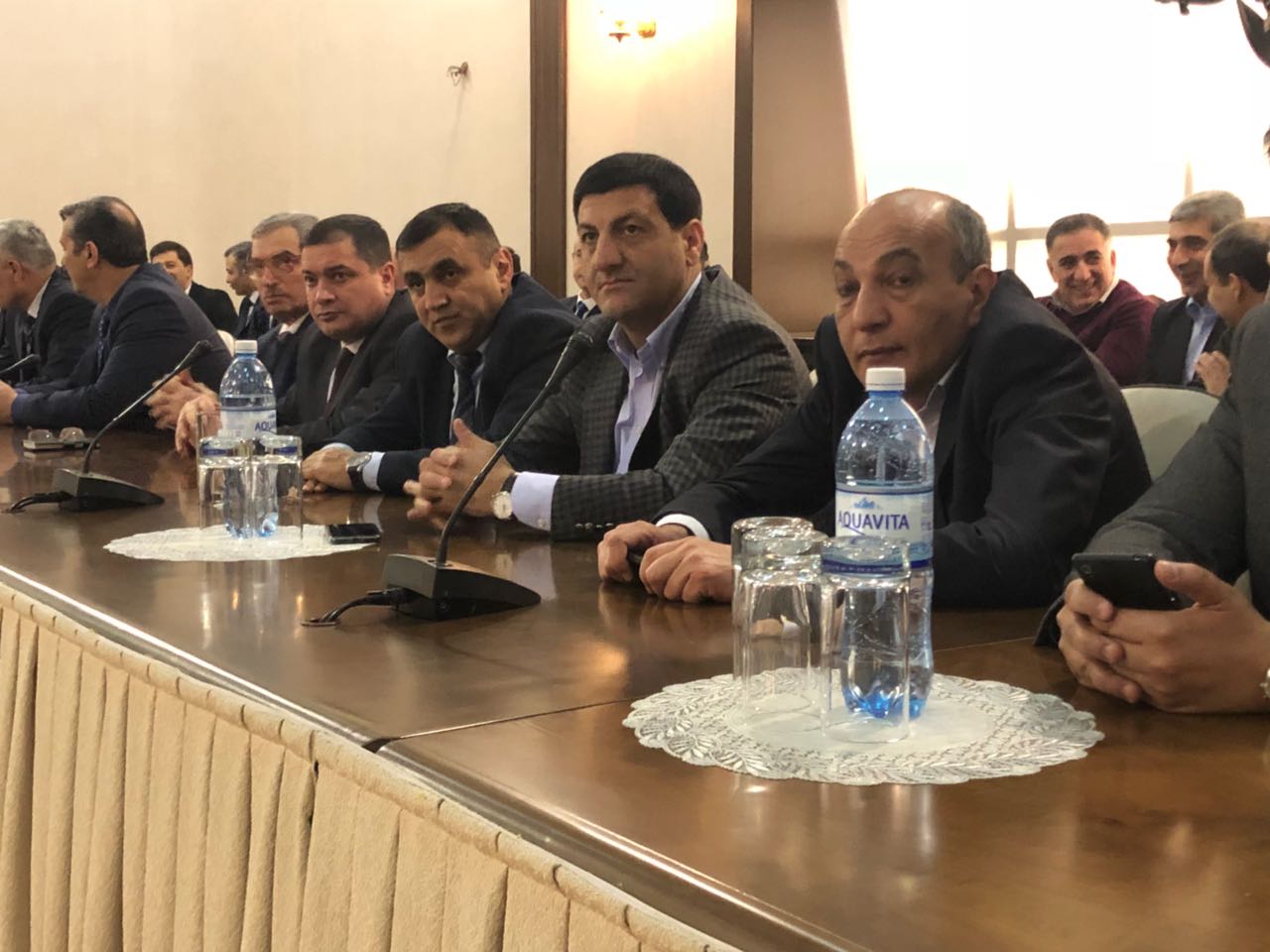 Bakıda KİV rəhbərləri TOPLAŞDI:  Sosial şəbəkələr mövzusunun müzakirəsinə... (FOTOLAR)