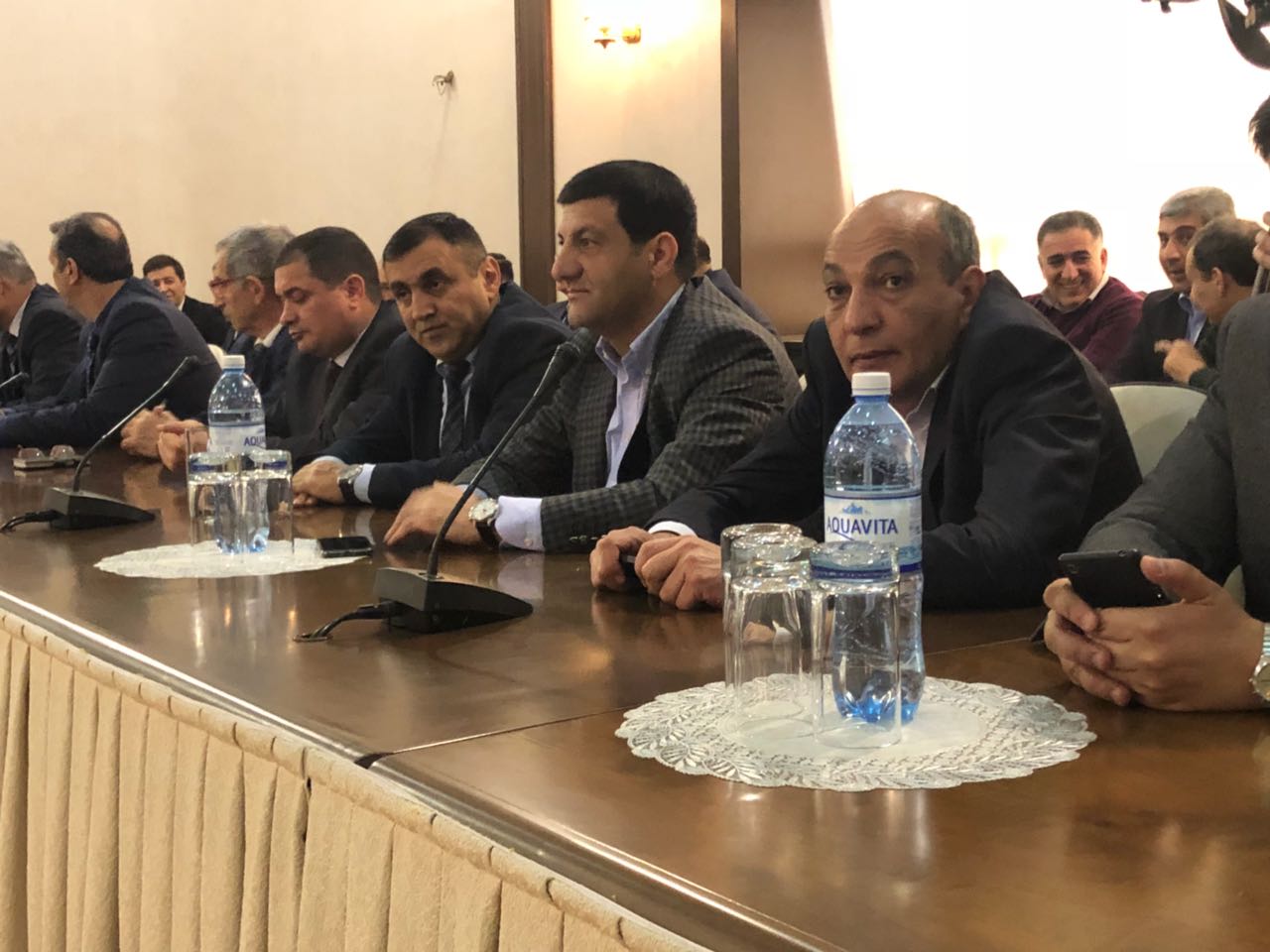 Bakıda KİV rəhbərləri TOPLAŞDI:  Sosial şəbəkələr mövzusunun müzakirəsinə... (FOTOLAR)