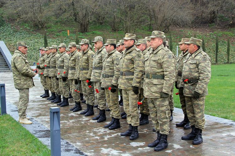 Azərbaycanlıların soyqırımının 100 illiyi ilə əlaqədar orduda silsilə tədbirlər keçirilib 
