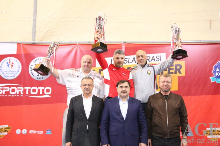 Güləşçilərimizdən 7 qızıl, 5 gümüş və 8 bürünc 