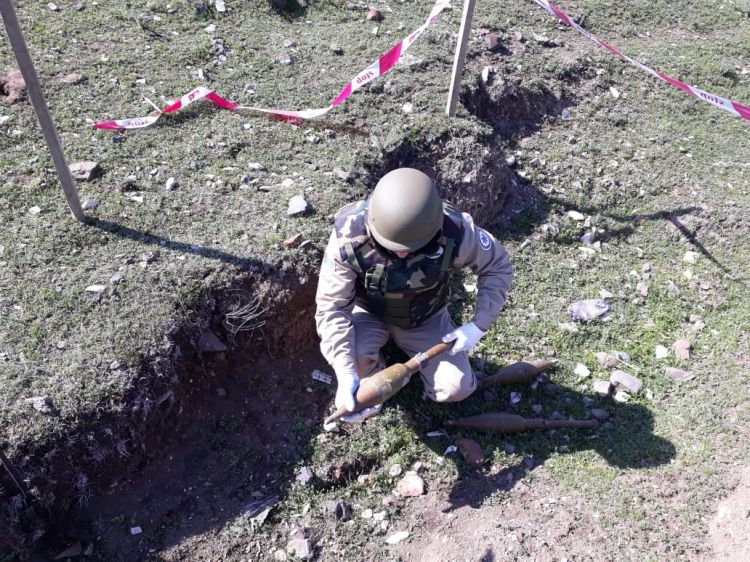 Göygöldə 3 ədəd PQ-7L raketi tapıldı  - FOTOLAR