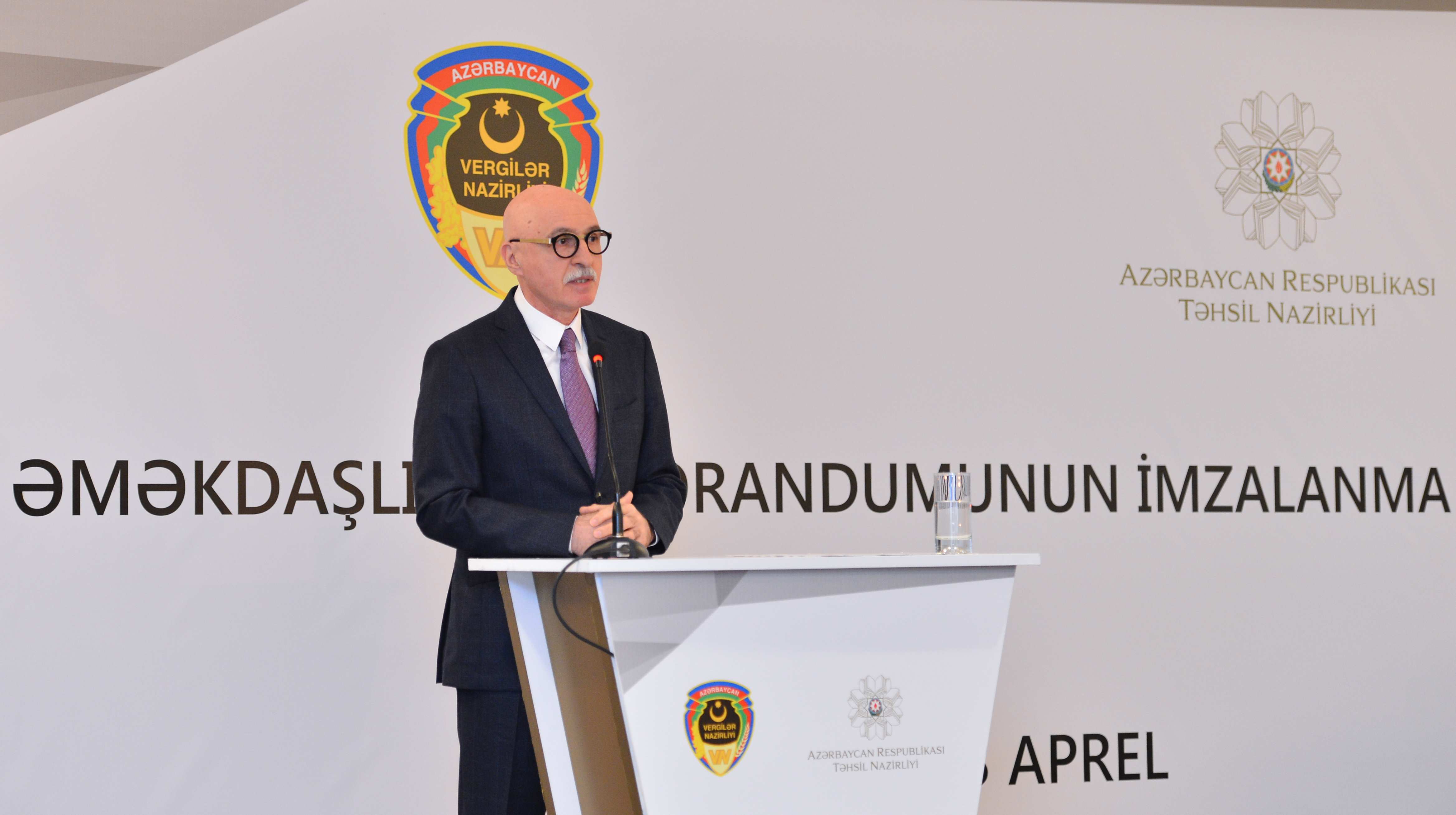 Vergilər və Təhsil nazirlikləri arasında memorandum imzalandı  - FOTOLAR