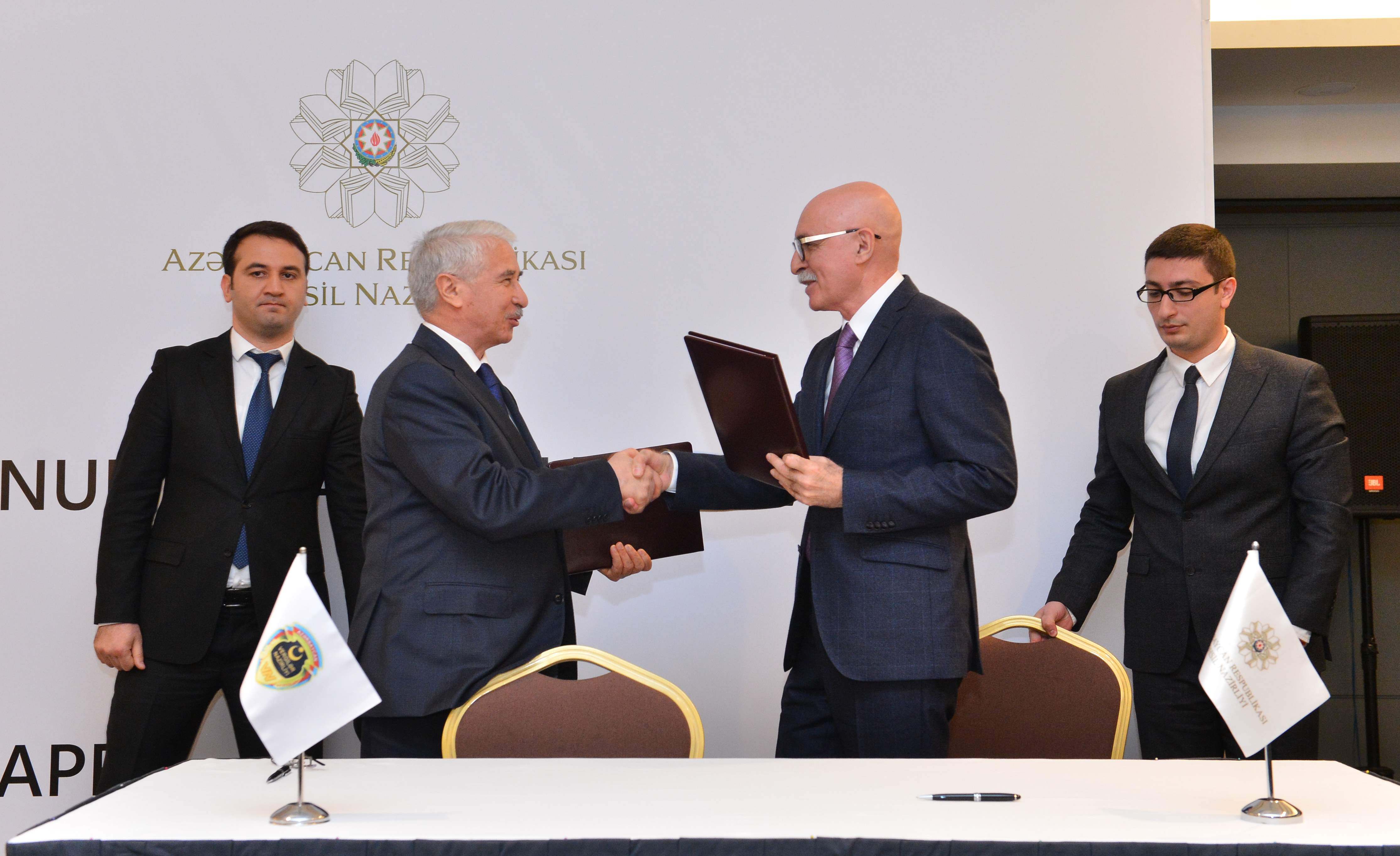 Vergilər və Təhsil nazirlikləri arasında memorandum imzalandı  - FOTOLAR