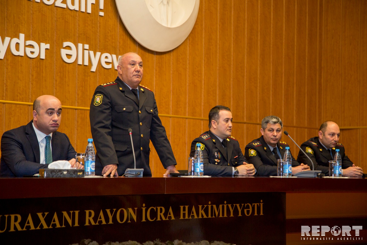 Süpürgəçi qadınlara xüsusi geyim paylanıldı   - FOTOLAR-YENİLƏNİB