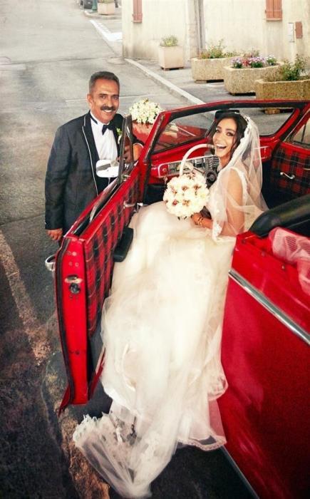 Sen Anlat Karadenizin Asyası ərə gedir -  FOTO