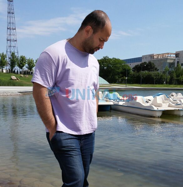 Özünü ağacdan asan müəllimin    FOTOLARI
