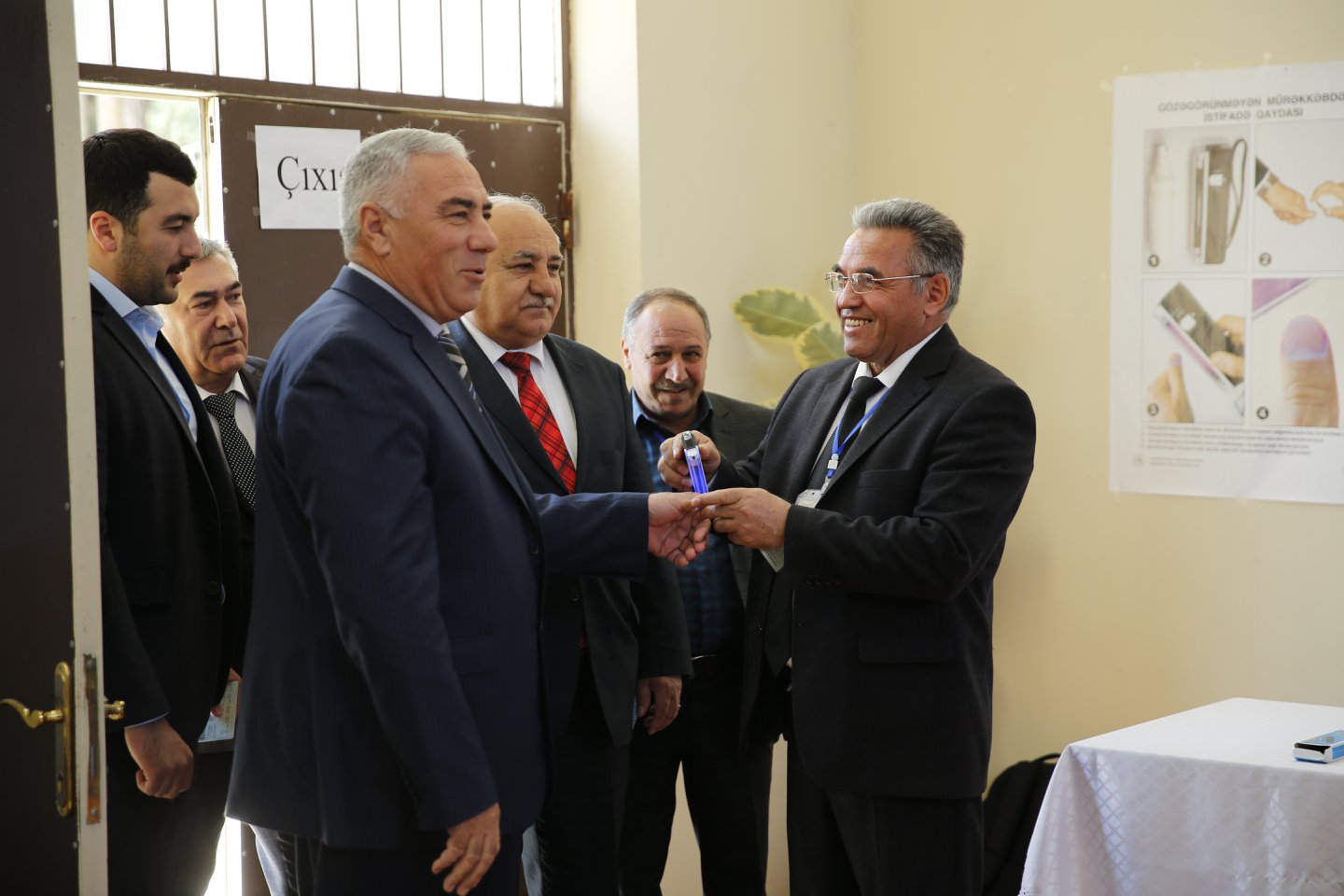 Hafiz Hacıyev belə səs verdi -  FOTOLAR