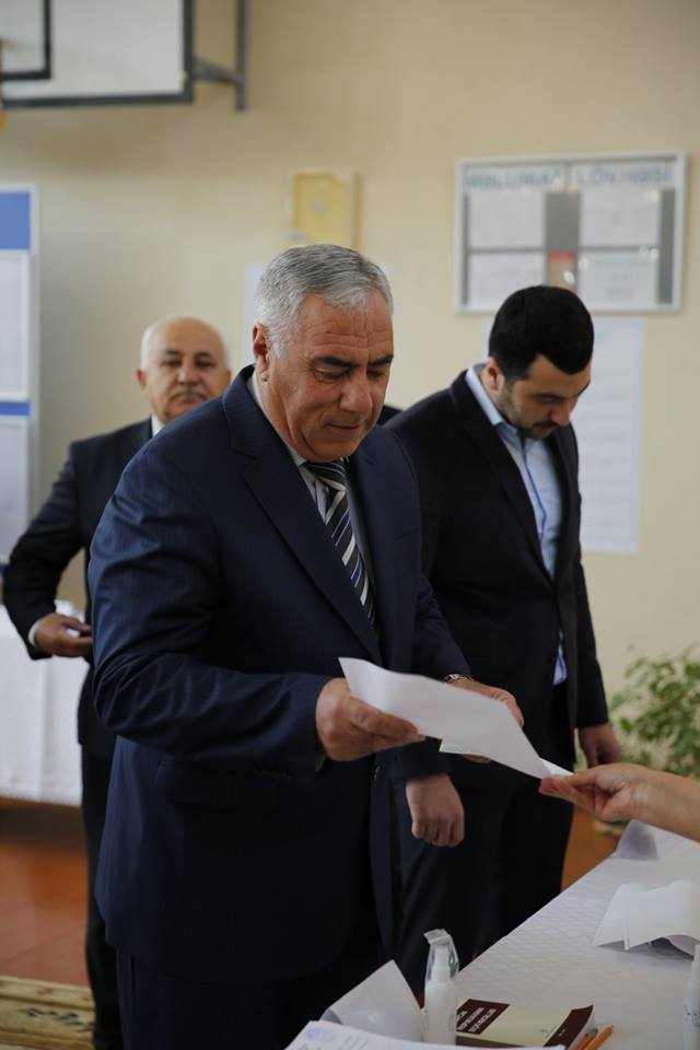 Hafiz Hacıyev belə səs verdi -  FOTOLAR