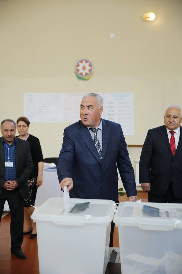 Hafiz Hacıyev belə səs verdi -  FOTOLAR