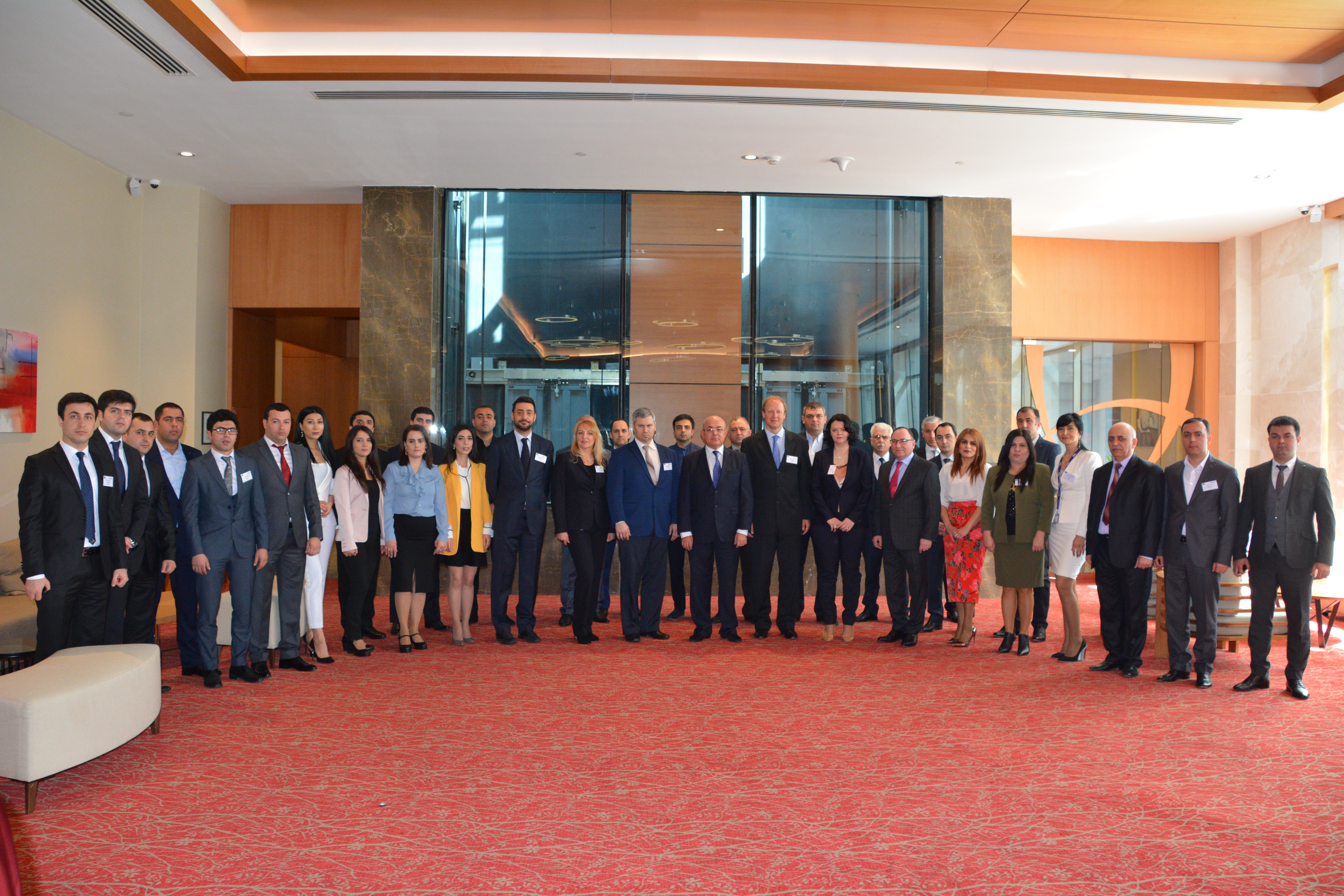 Gömrük nəzarəti mövzusunda seminar keçirilir - FOTOLAR