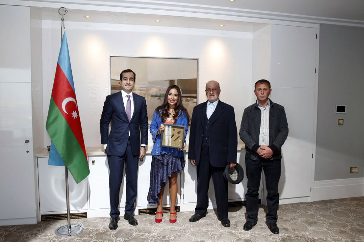 Leyla Əliyevadan döyüşçü ailəsini sevindirəcək addım - FOTO