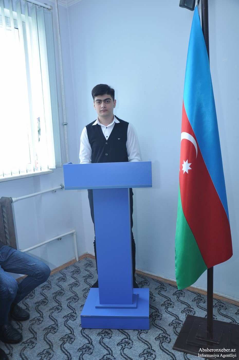 Məktəblinin Bir gəncin düşüncələri adlı kitabı çıxdı -  FOTOLAR