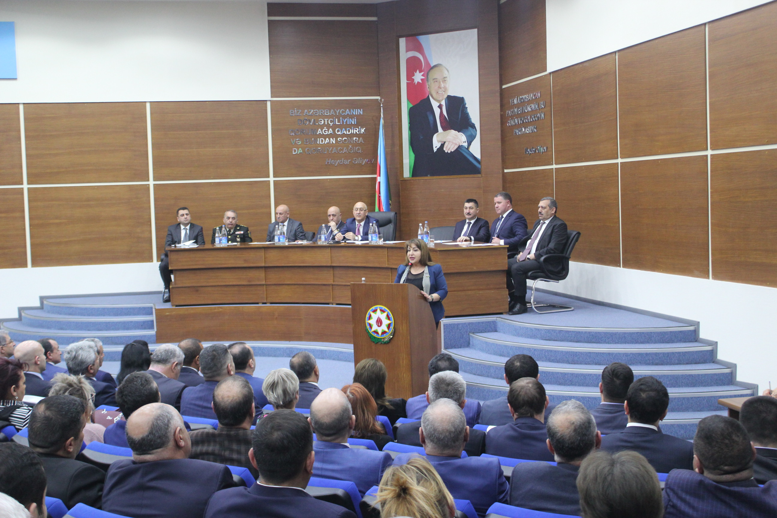 Nizami rayonunda hesabat yığıncağı keçirilib - FOTOLAR