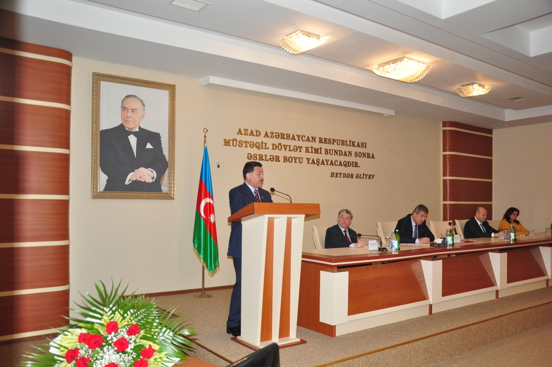 Qaradağ Rayon İcra Hakimiyyətinin hesabat yığıncağı  - FOTOLAR