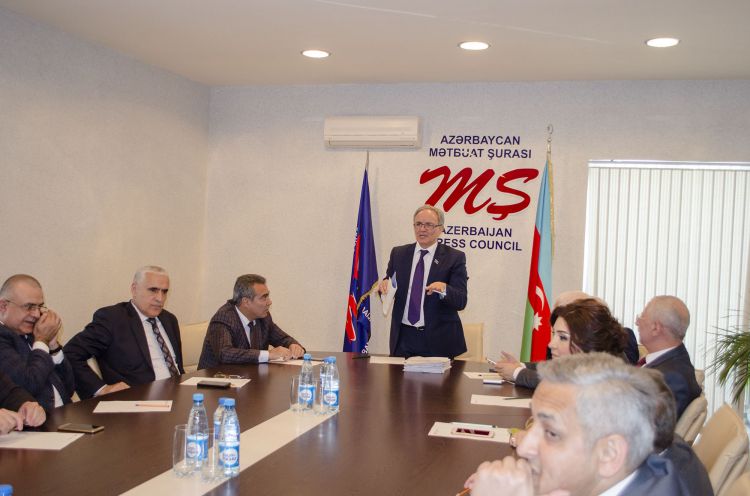 Mətbuat Şurası yeni tərkibdə toplandı  - FOTOLAR