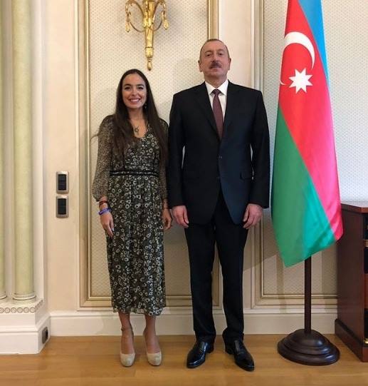 Prezident andiçmədən sonra ailəsi ilə -  FOTOLAR