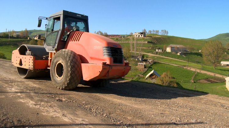 Cəlilabad-Yardımlı avtomobil yolunun tikintisi davam etdirilir - FOTOLAR
