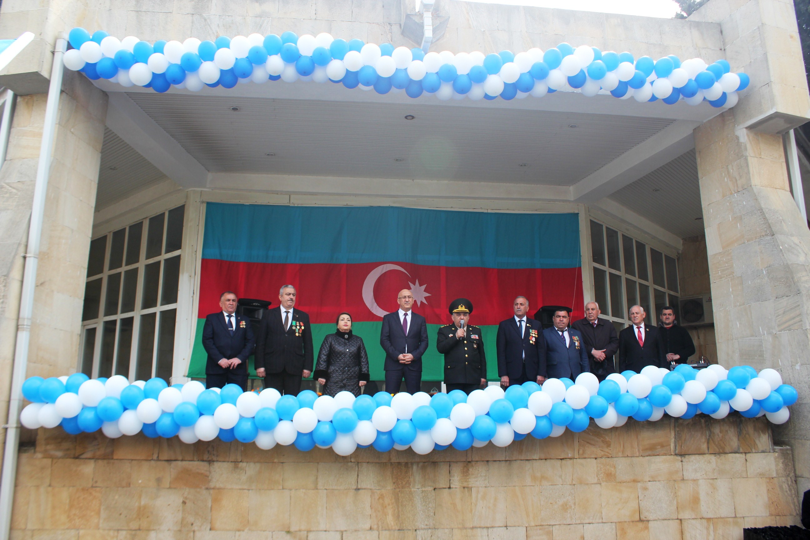 Nizami rayonunda çağırışçılar hərbi xidmətə yola salındı  - FOTOLAR