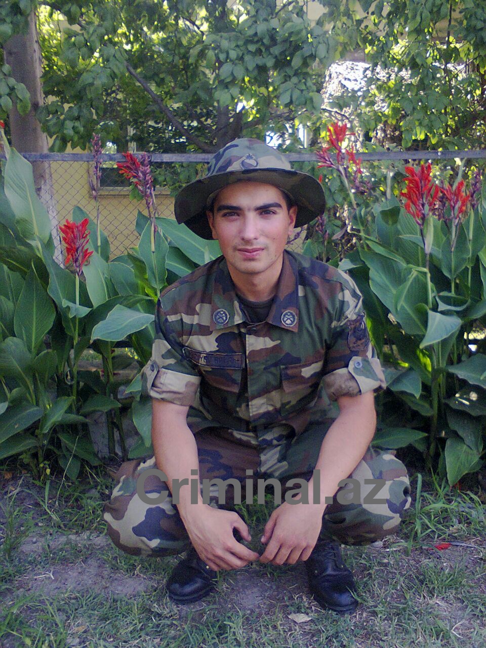 Aprel döyüşlərinin qəhrəmanı özünü öldürdü   - FOTOLAR
