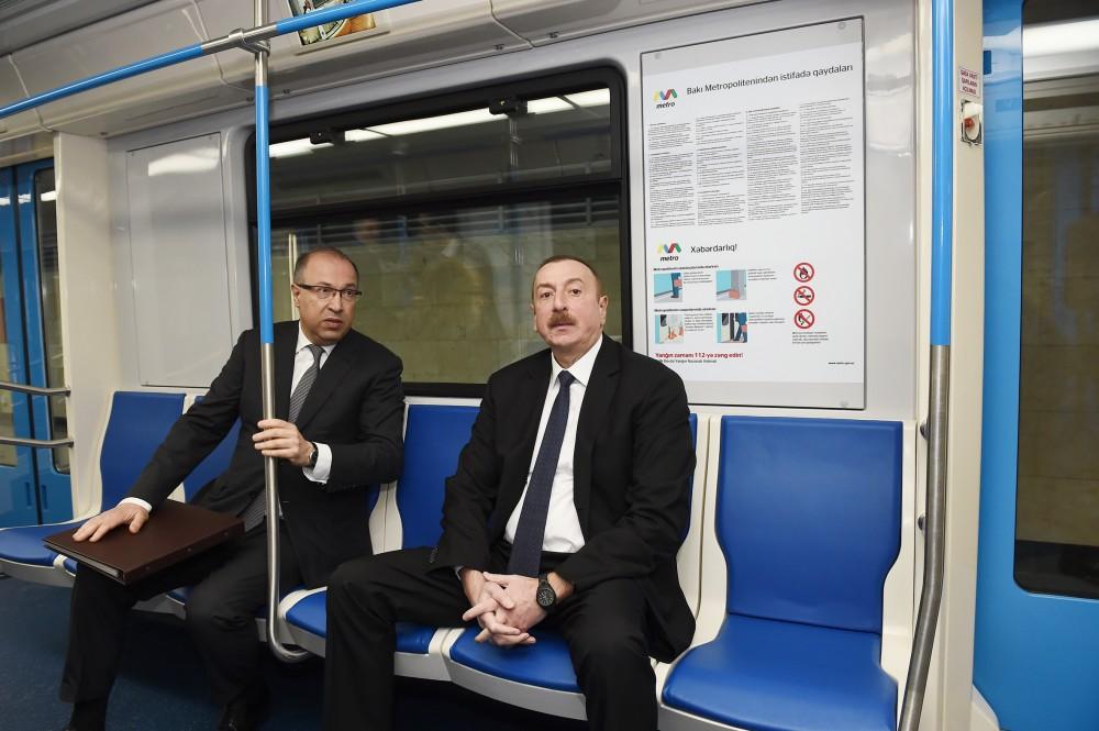Prezident metroda -  Yeni qatarlarla tanış oldu (FOTOLAR)