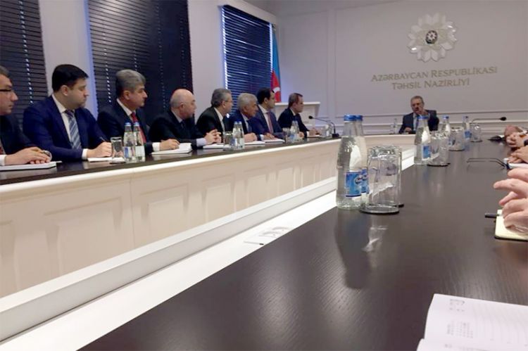 Ramiz Mehdiyev yeni təhsil nazirini kollektivə   belə təqdim etdi (FOTO)