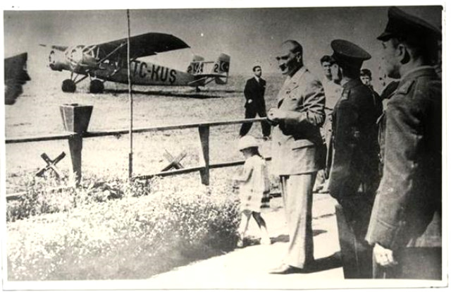  Atatürkün azərbaycanlılarla  TARİXİ FOTOSU