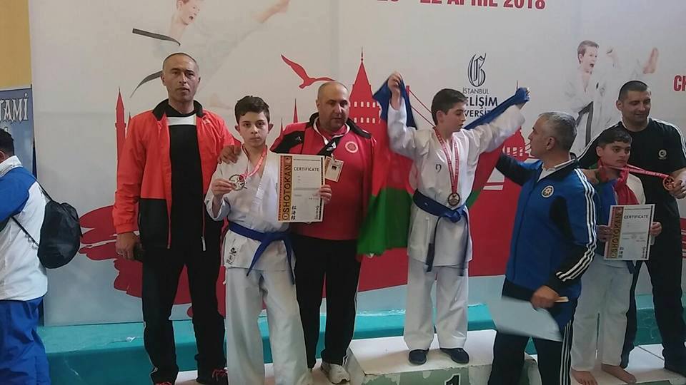 Karateçilərimiz dünya çempionatından 7 qızılla qayıtdı  - FOTO 