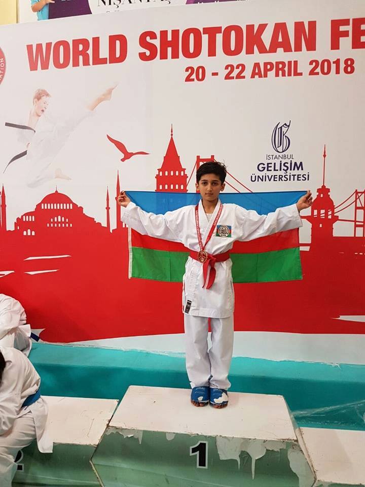 Karateçilərimiz dünya çempionatından 7 qızılla qayıtdı  - FOTO 