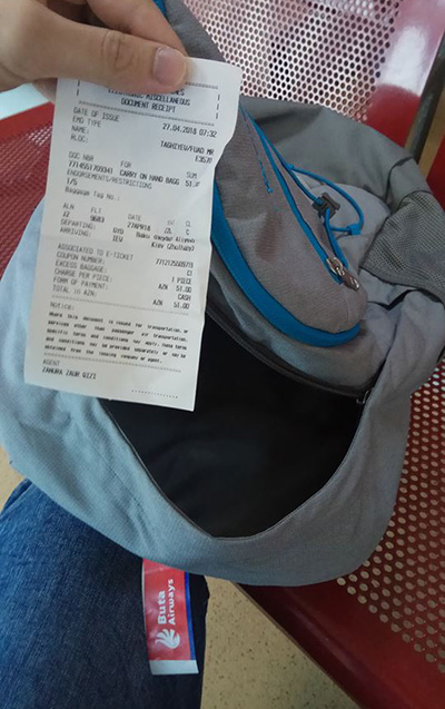 Buta Airwaysə ETİRAZ:   Boş çantaya 51 manat ödədi (FOTO)