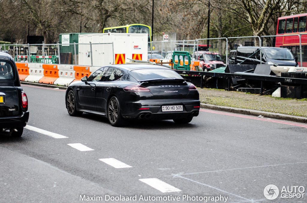 Heydər Əsədovun mənimsədiyi pullar Londonda â€“  Bahalı avtomobil və mülklər (FOTO-VİDEO)