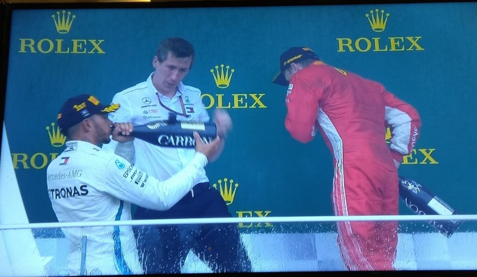 Prezident və I vitse-prezident qalibləri   MÜKAFATLANDIRDI - VİDEO