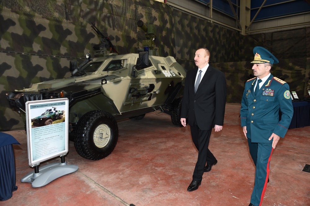 İlham Əliyev Tufan gəmisində -  FOTOLAR (YENİ-2)