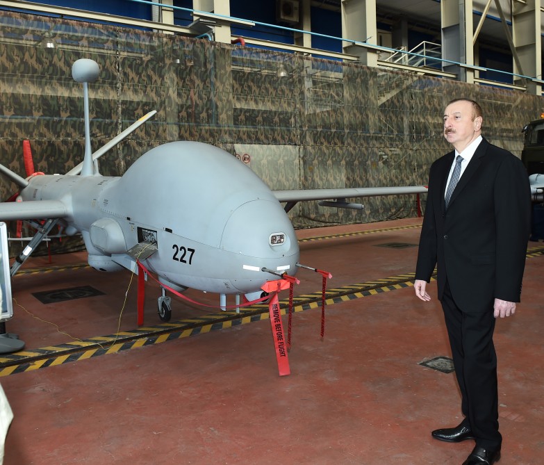 İlham Əliyev Tufan gəmisində -  FOTOLAR (YENİ-2)