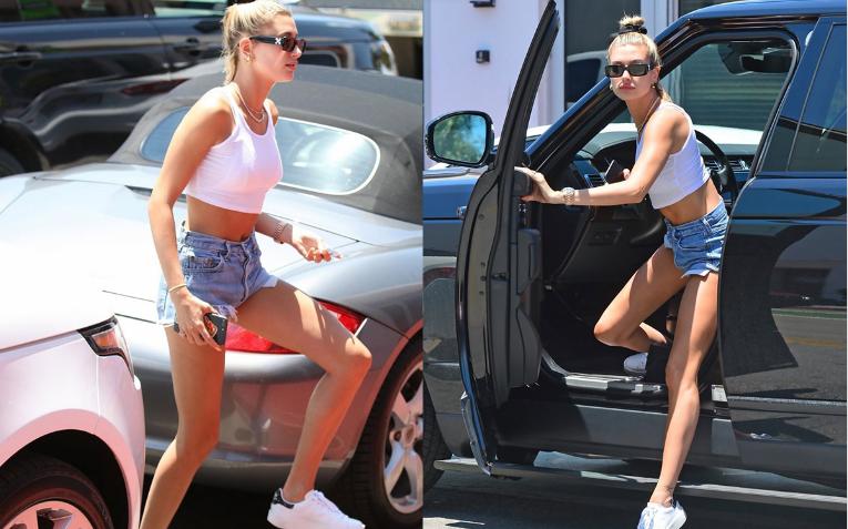 Küçədə yalnız ona baxdılar -  FOTOLAR