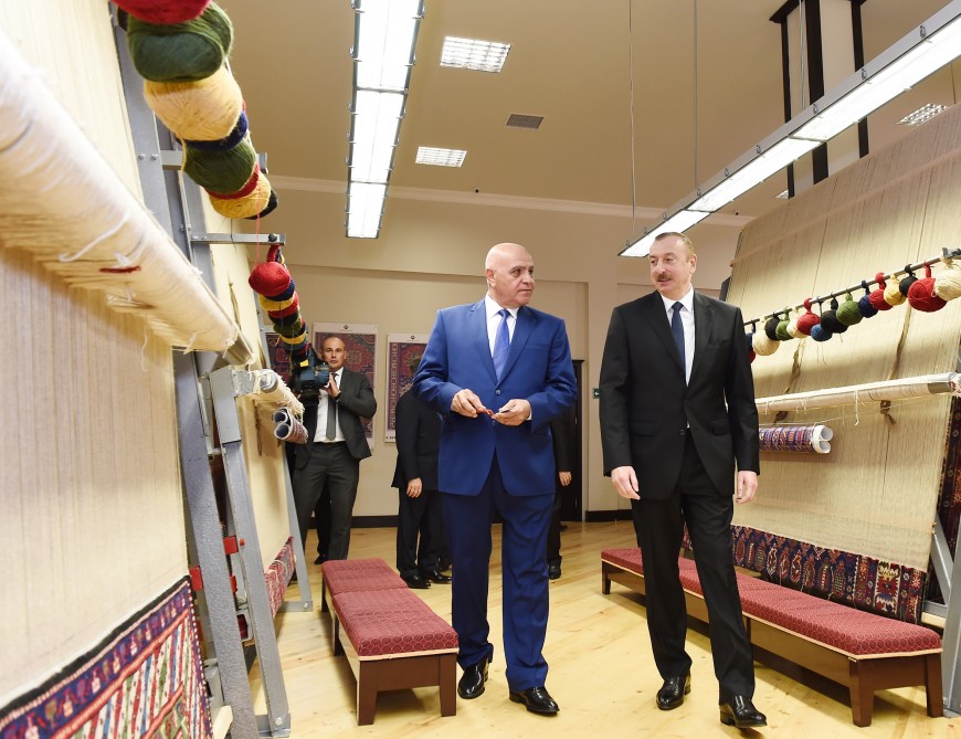 Siz bizim ömürlük prezidentimizsiniz - İlham Əliyevin xalçaçılarla səmimi SÖHBƏTİ (FOTOLAR)
