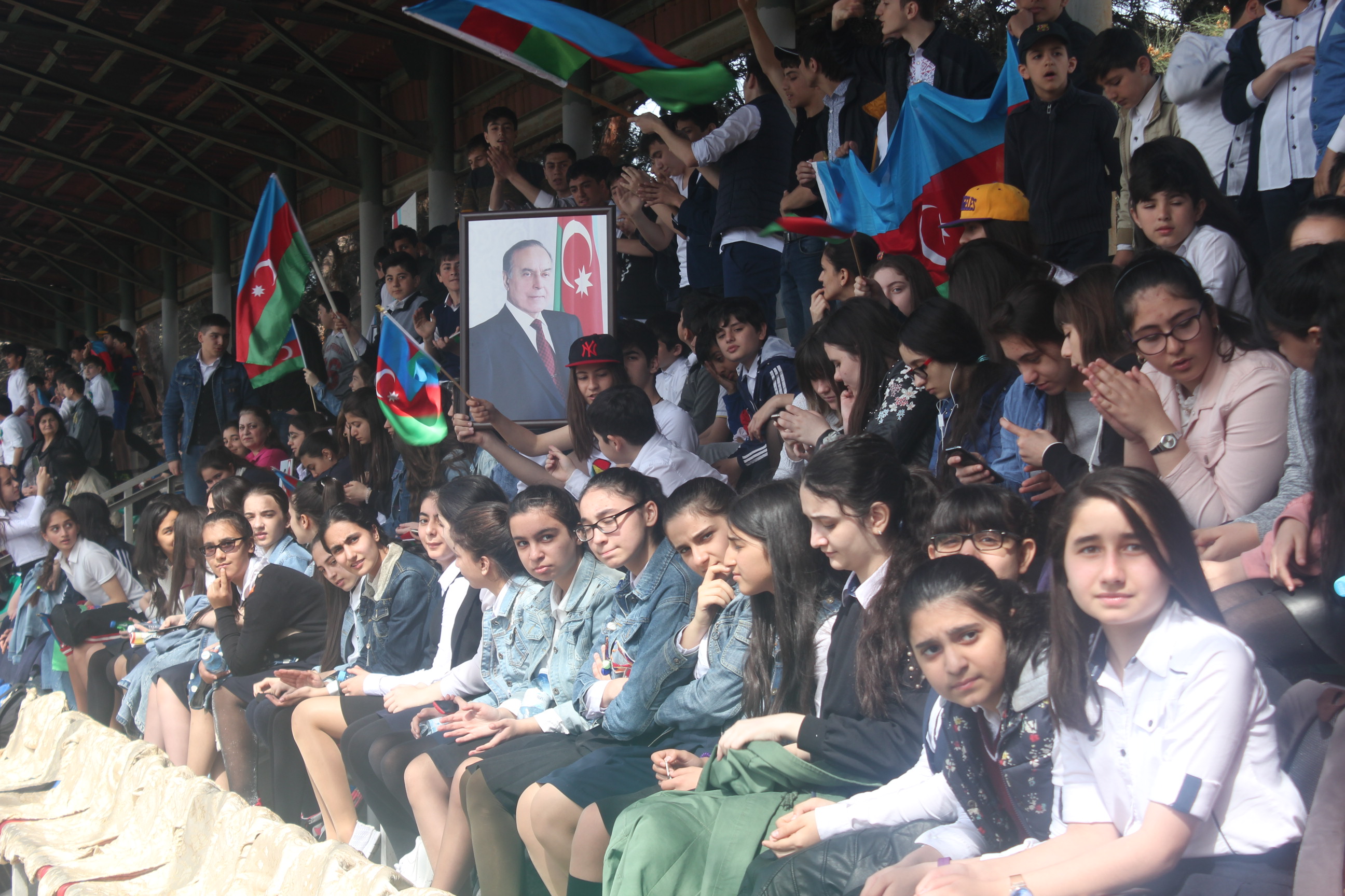 Arif Qasımov qalibləri mükafatlandırdı -  FOTOLAR