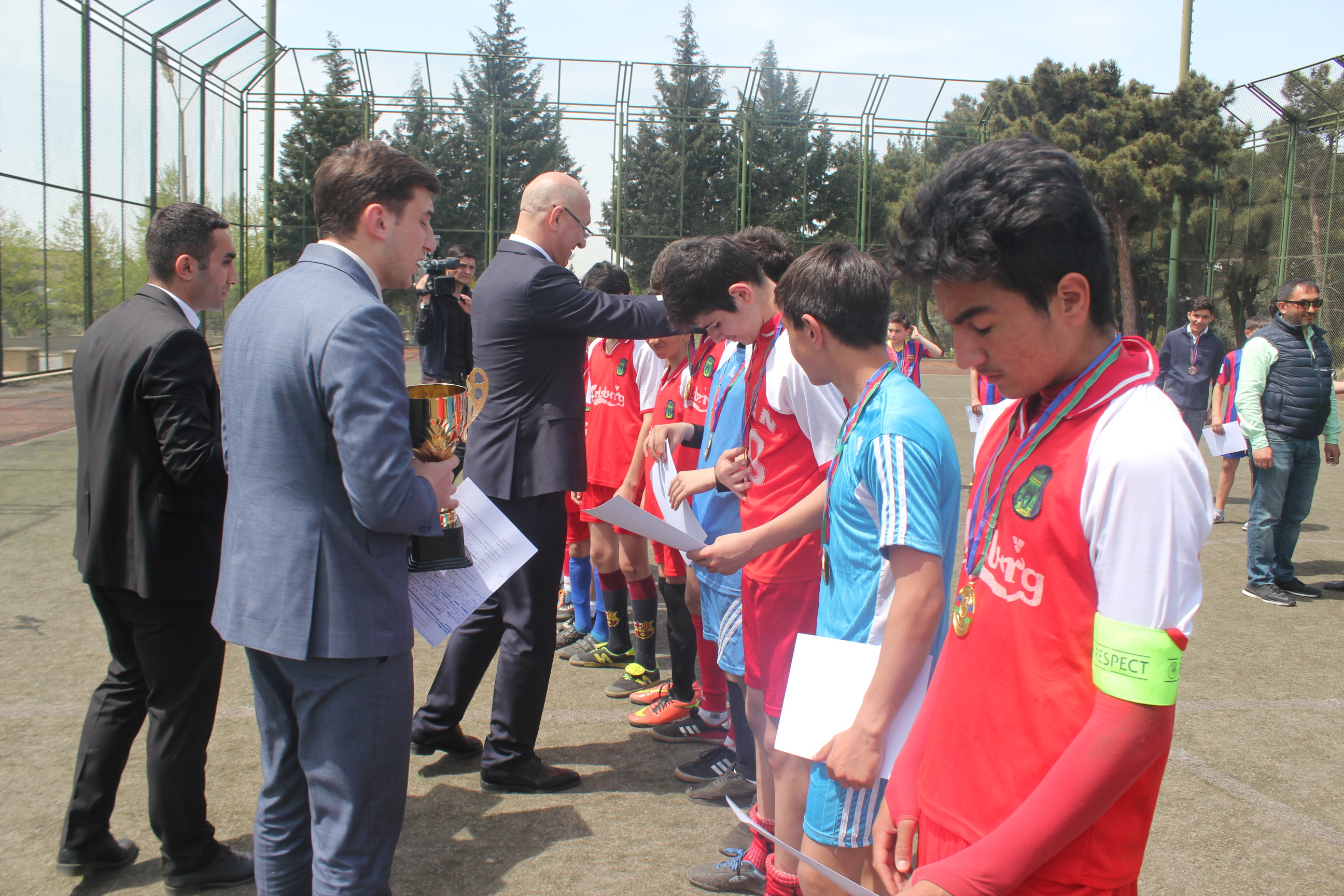 Arif Qasımov qalibləri mükafatlandırdı -  FOTOLAR