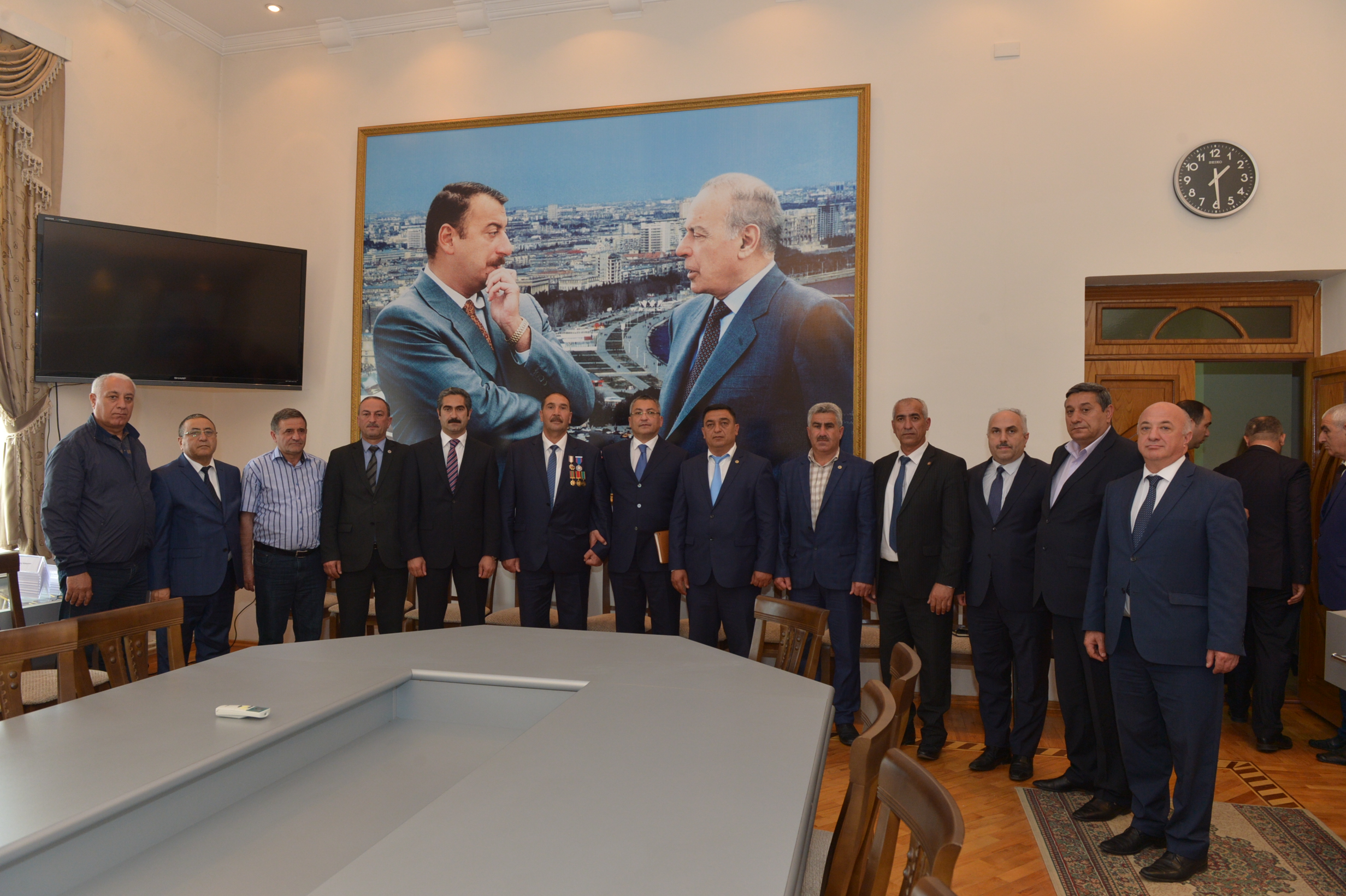 Qaçqınkomun sədri keçmiş döyüşçüləri bir araya gətirdi - FOTO
