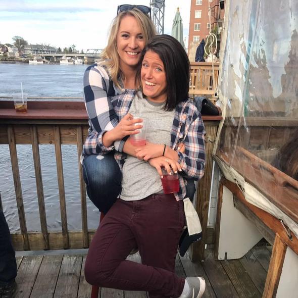 Ofisiant qıza 1700 dollar bəxşiş verildi, səbəbi... - FOTOLAR