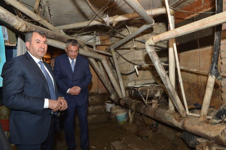 Qaçqınkomun sədri məcburi köçkünlərlə görüşüb - FOTO