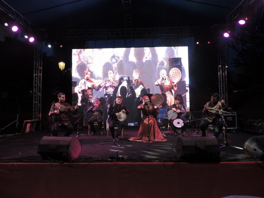 Ankarada Xalq Cümhuriyyətinin və Silahlı Qüvvələrimizin 100 illiyi   qeyd edildi - FOTOLAR