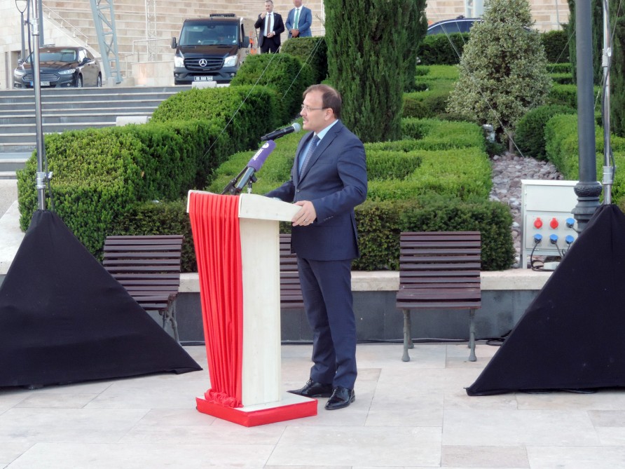 Ankarada Xalq Cümhuriyyətinin və Silahlı Qüvvələrimizin 100 illiyi   qeyd edildi - FOTOLAR